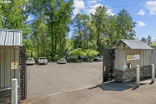 7720 S Macadam Ave, Portland, OR 97219 - Photo 26