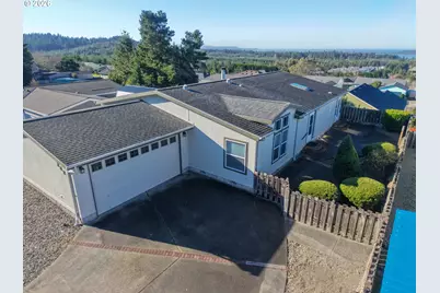 752 Denise Pl, Coos Bay, OR 97420 - Photo 1