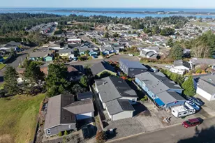 752 Denise Pl, Coos Bay, OR 97420 - Photo 46