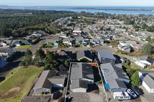752 Denise Pl, Coos Bay, OR 97420 - Photo 42