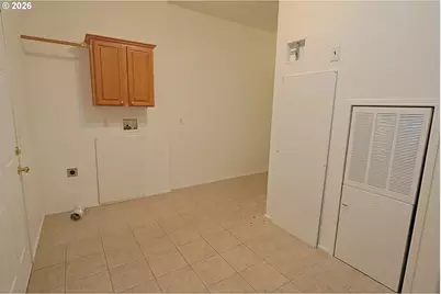 752 Denise Pl, Coos Bay, OR 97420 - Photo 32