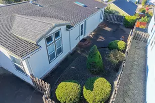 752 Denise Pl, Coos Bay, OR 97420 - Photo 44