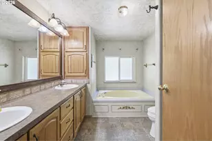 28851 SE Knox Rd, Boring, OR 97009 - Photo 18