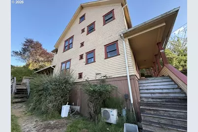 152 Washington St, Astoria, OR 97103 - Photo 38