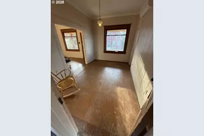 152 Washington St, Astoria, OR 97103 - Photo 18