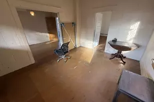 152 Washington St, Astoria, OR 97103 - Photo 24