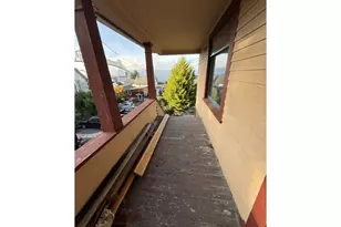 152 Washington St, Astoria, OR 97103 - Photo 34