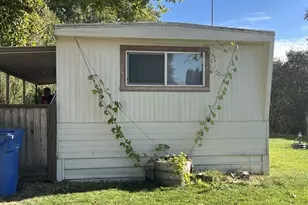 53785 W Crockett Rd, Milton-Freewater, OR 97862 - Photo 1