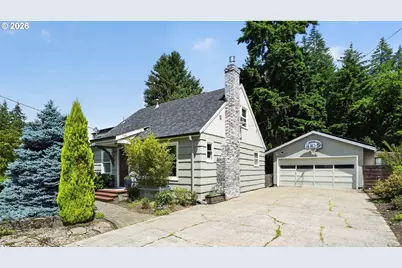 8326 SW 57th Ave, Portland, OR 97219 - Photo 2