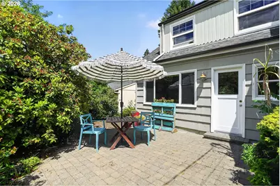8326 SW 57th Ave, Portland, OR 97219 - Photo 24