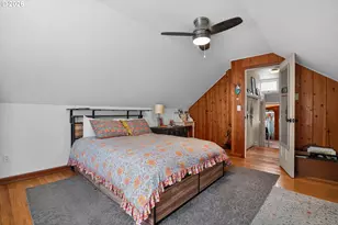 8326 SW 57th Ave, Portland, OR 97219 - Photo 18