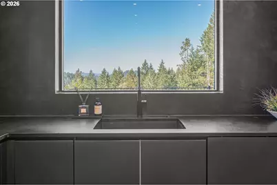 85168 Strayer Pl, Eugene, OR 97405 - Photo 12