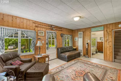 26630 E Roberts Rd, Welches, OR 97067 - Photo 6