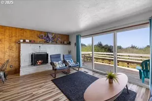 18320 N Hwy 101, Rockaway Beach, OR 97136 - Photo 12