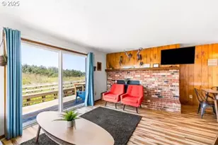 18320 N Hwy 101, Rockaway Beach, OR 97136 - Photo 24