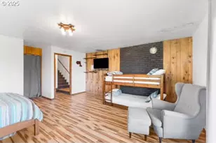 18320 N Hwy 101, Rockaway Beach, OR 97136 - Photo 36