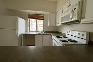 14728 NE Flanders St, Portland, OR 97230 - Photo 12