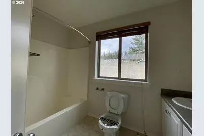 14728 NE Flanders St, Portland, OR 97230 - Photo 36