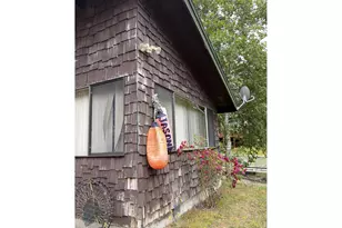 1888 S Windy Bend Dr, Lincoln City, OR 97367 - Photo 6