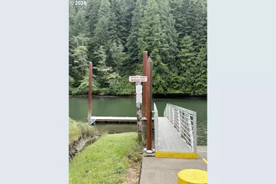 1888 S Windy Bend Dr, Lincoln City, OR 97367 - Photo 12