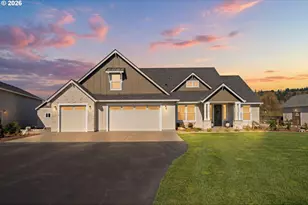 136 Klazina Ct, Woodland, WA 98674 - Photo 2