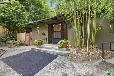 3700 SE Ellis St, Portland, OR 97202 - Photo 8