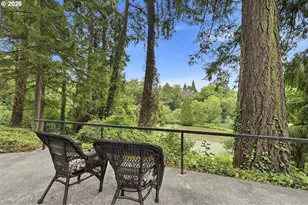 3700 SE Ellis St, Portland, OR 97202 - Photo 6