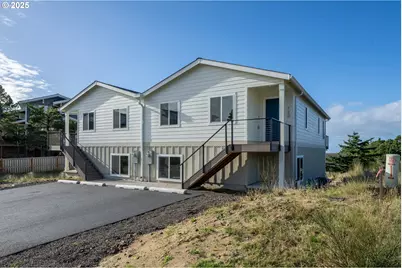 120 Crescent St, Tillamook, OR 97141 - Photo 2