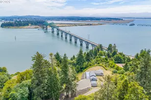 66634 Glasgow Ln, North Bend, OR 97459 - Photo 4