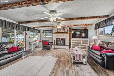 441 4th Ave, Castle Rock, WA 98611 - Photo 8