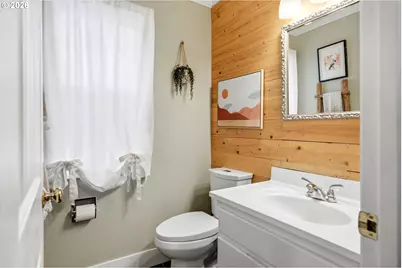 13154 SE 137th Dr, Happy Valley, OR 97086 - Photo 16