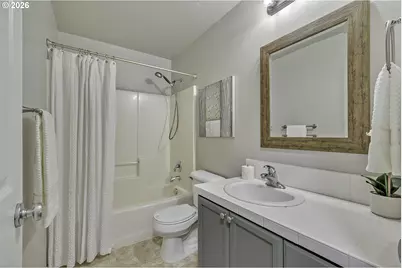 913 SE Handel Pl, Hillsboro, OR 97123 - Photo 20