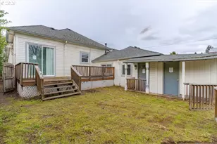 49 S Main St, Lebanon, OR 97355 - Photo 32