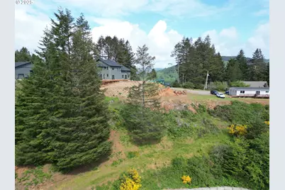 6877 Pacific Terrace Dr, Brookings, OR 97415 - Photo 12