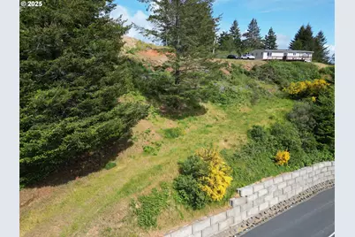 6877 Pacific Terrace Dr, Brookings, OR 97415 - Photo 4