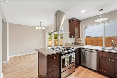 13285 SW Brittany Dr, Tigard, OR 97223 - Photo 12