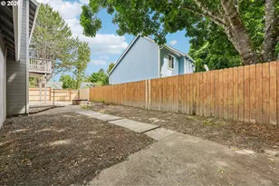 13285 SW Brittany Dr, Tigard, OR 97223 - Photo 28