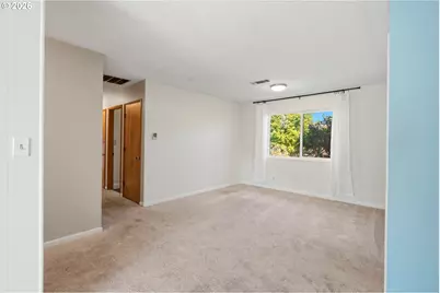 2608 NE Irvine St, McMinnville, OR 97128 - Photo 12