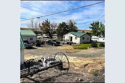 260 N E St, Lexington, OR 97839 - Photo 6