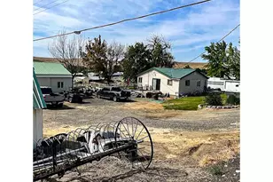 260 N E St, Lexington, OR 97839 - Photo 6