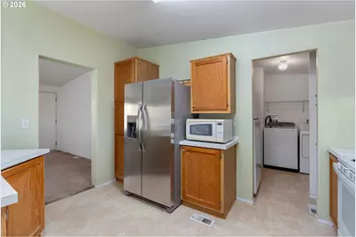 206 Columbia Ave, Murdock, WA 98635 - Photo 10