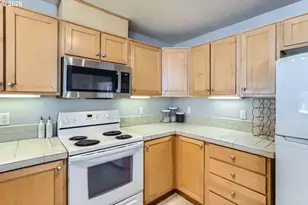 1845 NE 101st Ave, Hillsboro, OR 97006 - Photo 10