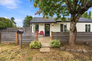 2850 NE 111th Dr, Portland, OR 97220 - Photo 2