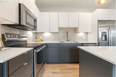 425 NE Bryant St #103, Portland, OR 97211 - Photo 6