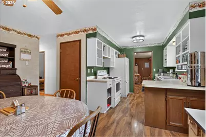530 W Chestnut St, Union, OR 97883 - Photo 14
