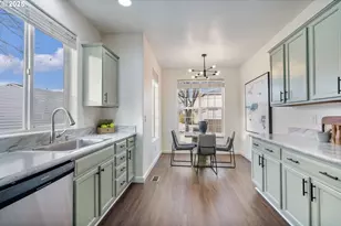 18186 SW Strathmoor St, Beaverton, OR 97007 - Photo 8