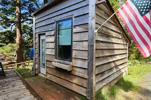 307 12th St, Port Orford, OR 97465 - Photo 18