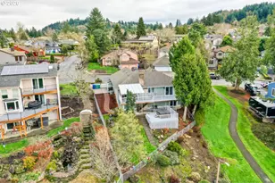 2401 SW 11 Mile Dr, Gresham, OR 97080 - Photo 44