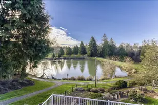 2401 SW 11 Mile Dr, Gresham, OR 97080 - Photo 40