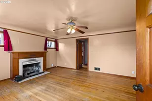 5751 SE 87th Ave, Portland, OR 97266 - Photo 4